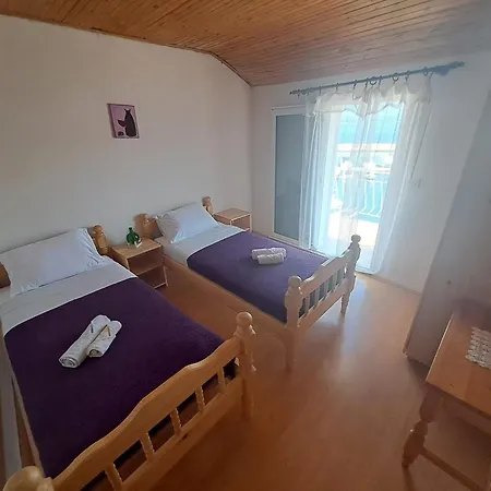 Apartment Bradley Apartmants A6