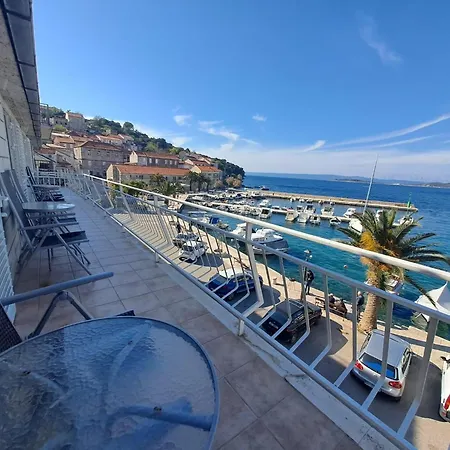 Apartment Bradley Apartmants A6